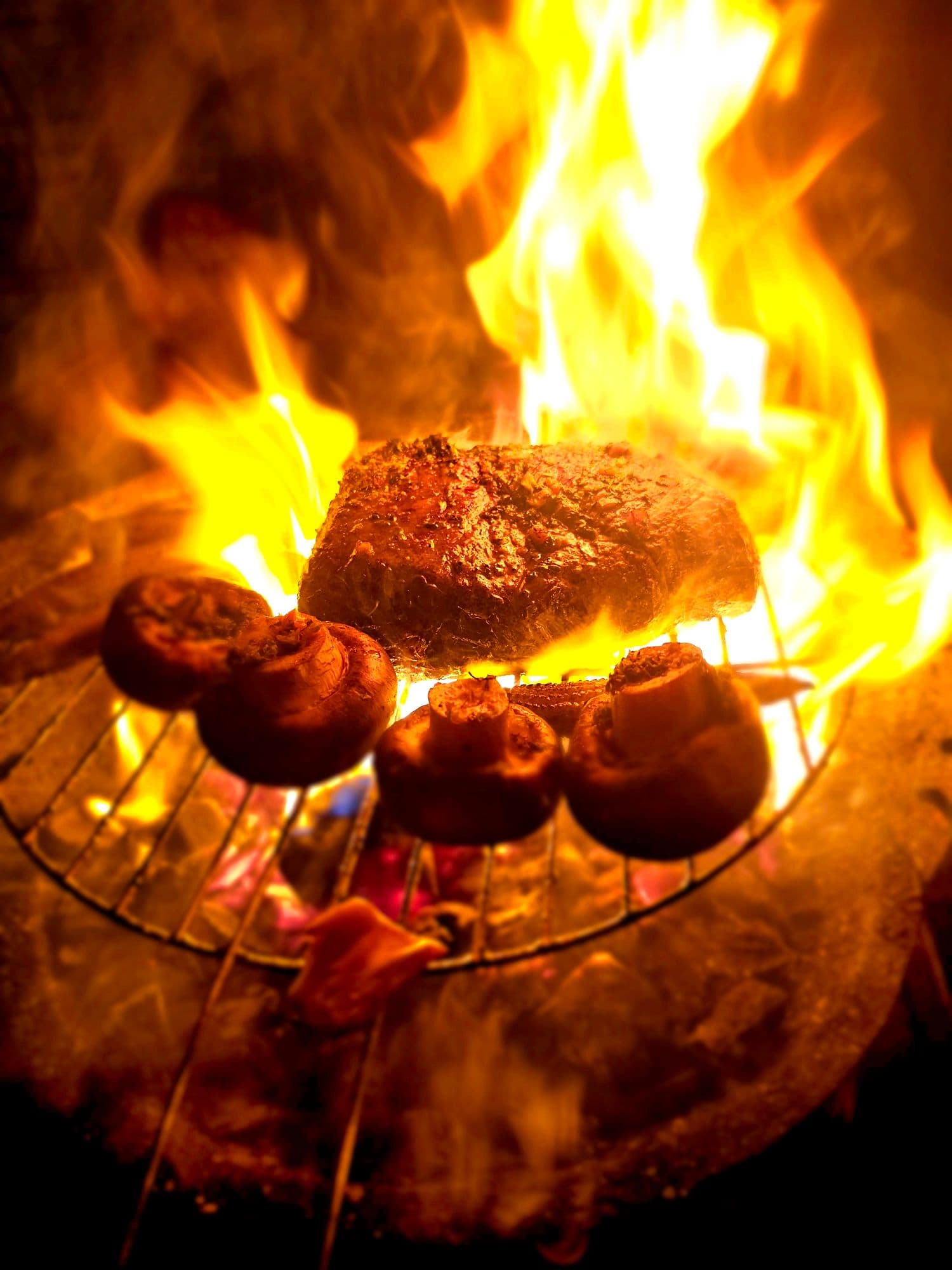 Viande cuite au feu de bois